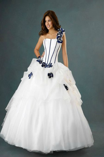 20 elegant prom dresses to inspire you